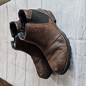 EUC Sorel 6.5 brown booties